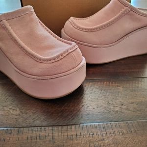Pink outback mules 3 inches high